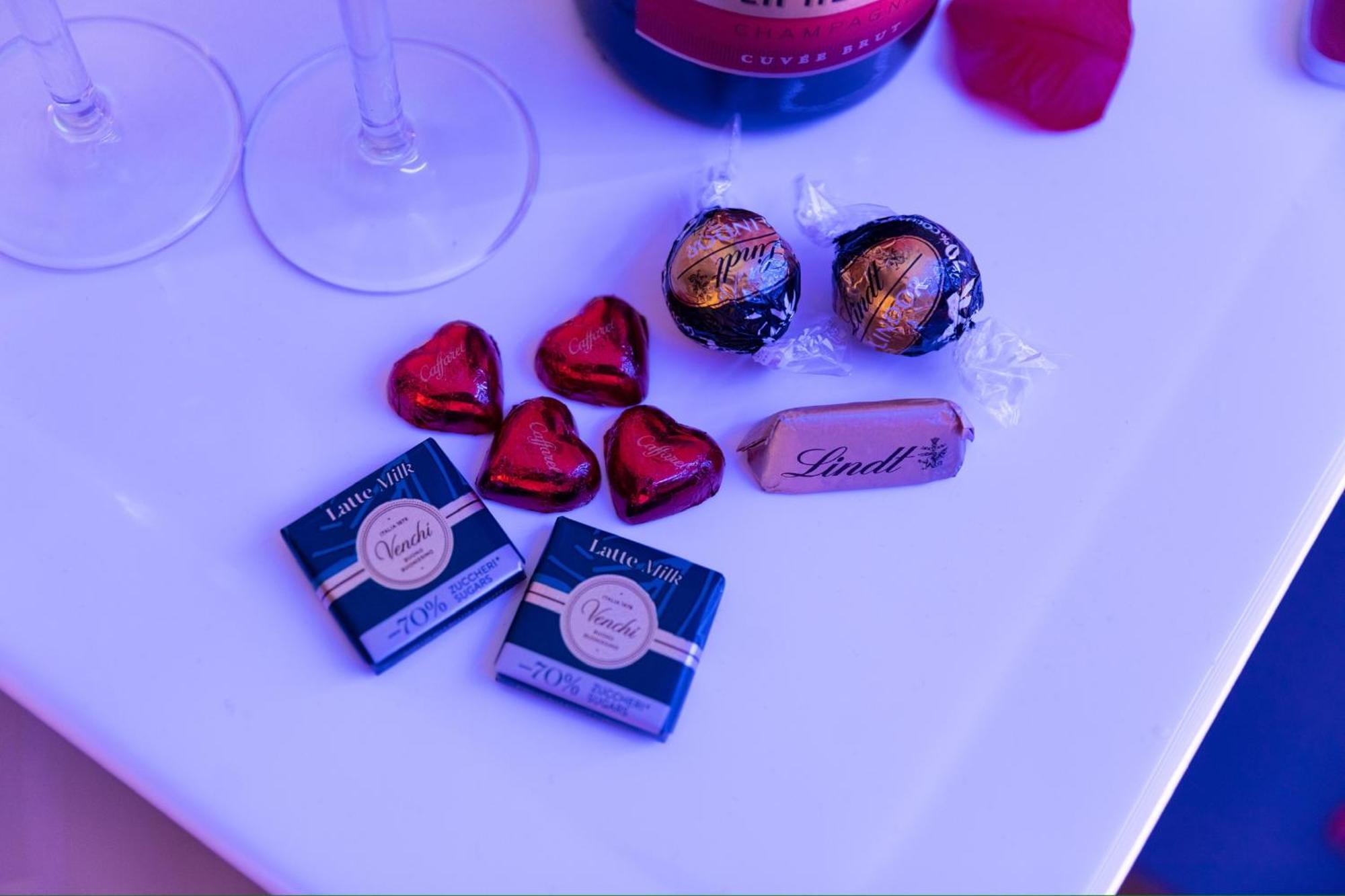 Chiaro Di Luna マルゲリータ・ディ・サヴォイア エクステリア 写真